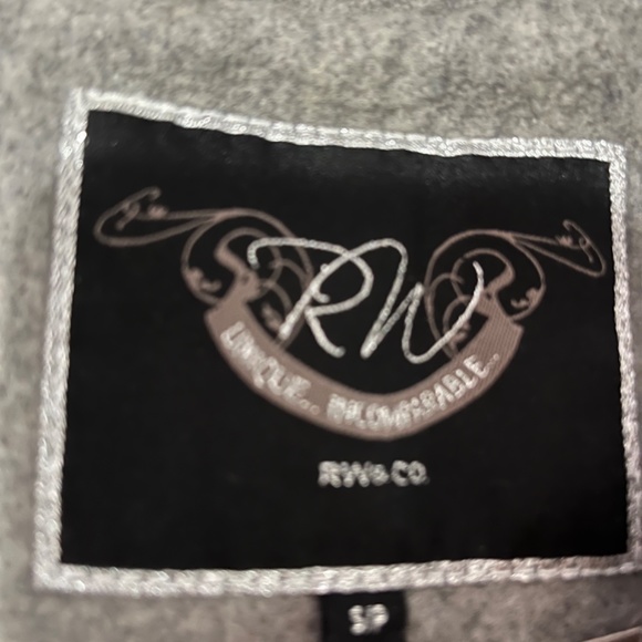 Beautiful heavy RW & co jacket size small - Picture 3 of 4